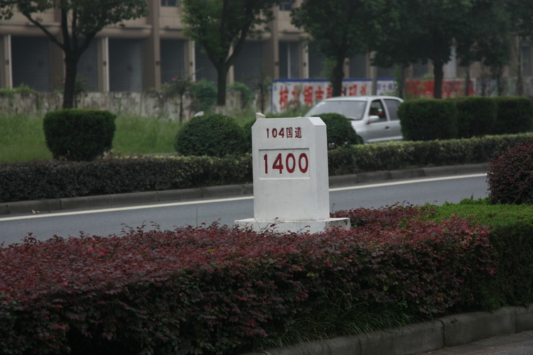 2205569m94j9z9ohf5cs09.jpg