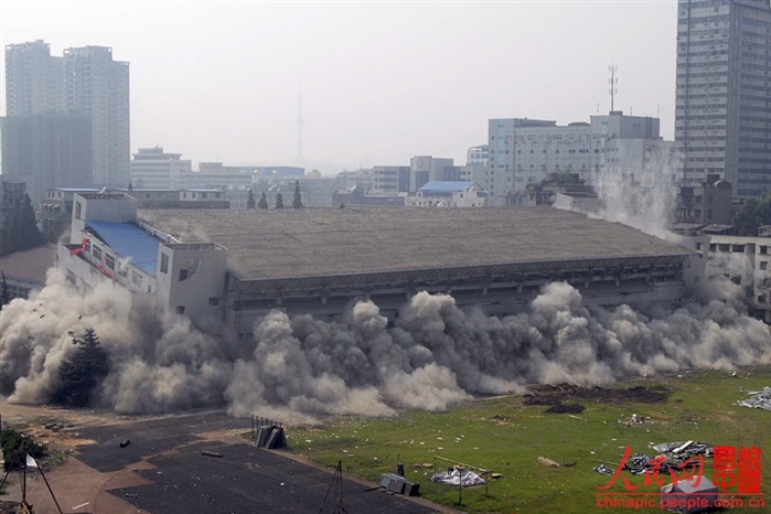 2、湖北首义体育培训中心综合训练馆.jpg