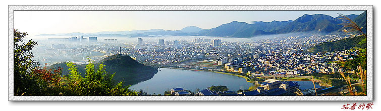 东谷湖全景0.jpg