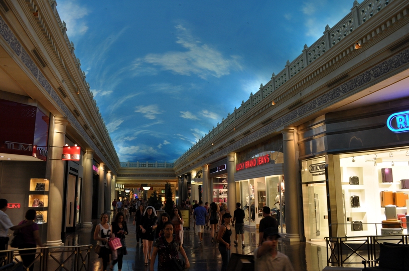 威尼斯人等酒店的商业街模拟蓝天白云天空7.jpg