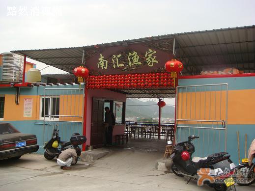 558907_b.jpg