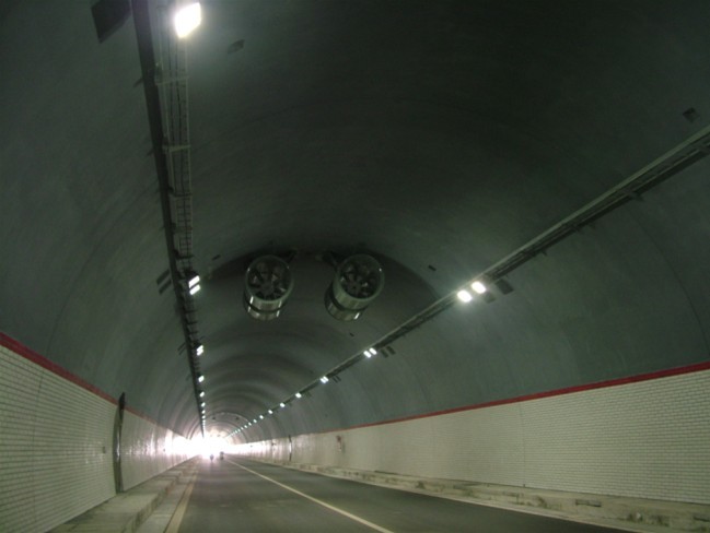高速路01.jpg