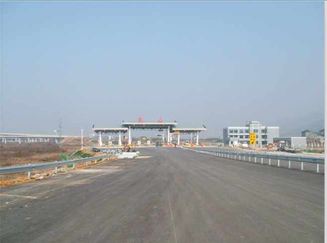 高速路085.jpg