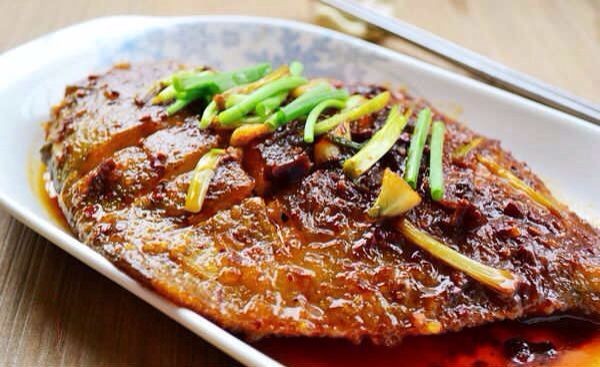 鲳鱼1.jpg