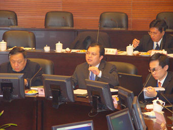 何万篷.jpg