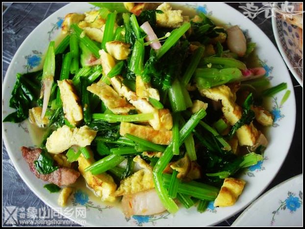 蛋丝烧菠菜.jpg