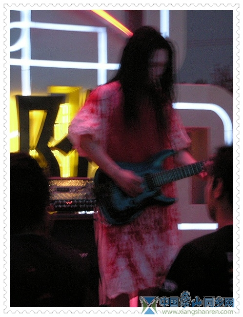 17_nEO_IMG.jpg