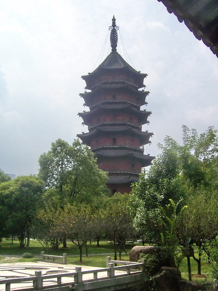 飞英塔