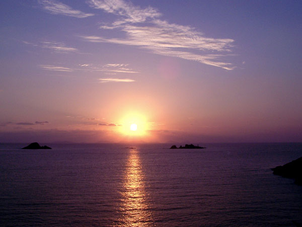 R2.jpg