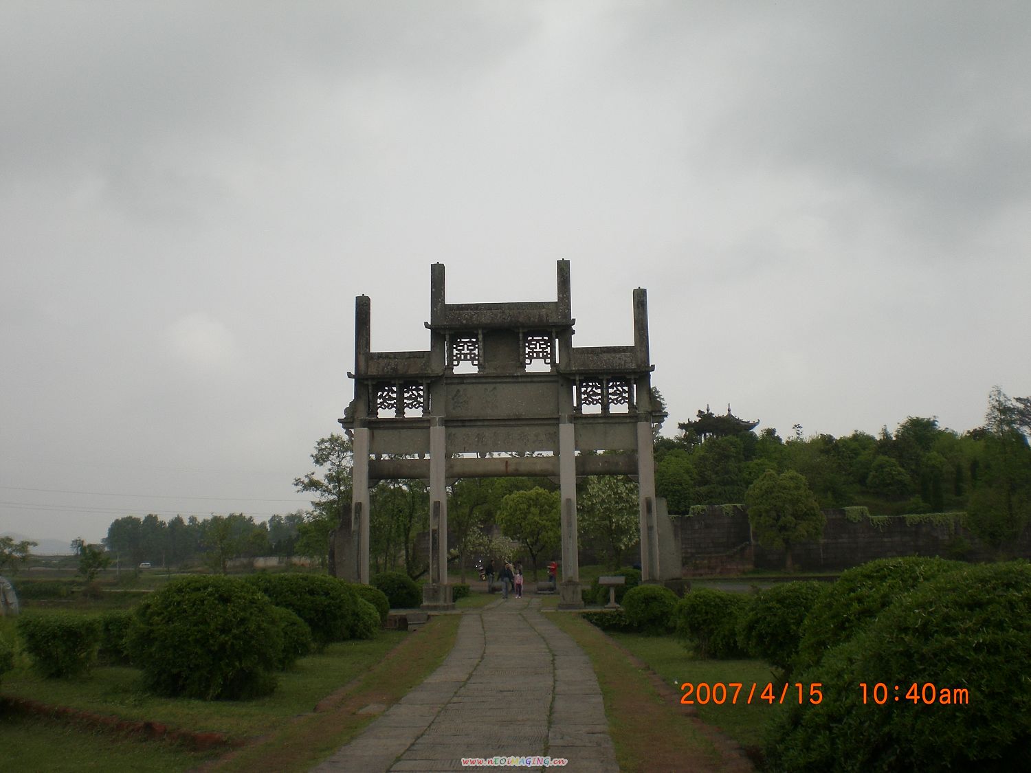 牌坊3.JPG
