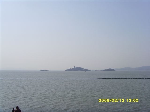 太湖美，太湖水……不知道为什么，我拍的太湖，还真是不好看！呵呵！