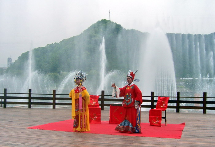 《打金枝》