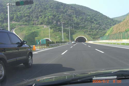 5月2日过杭州湾跨海大桥 (119).JPG