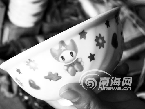 儿童仿瓷碗随处可见