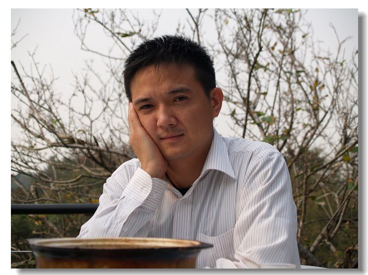 在想什么？好严肃