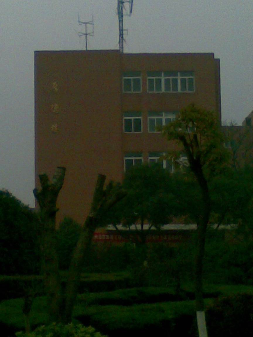 厚德楼.jpg