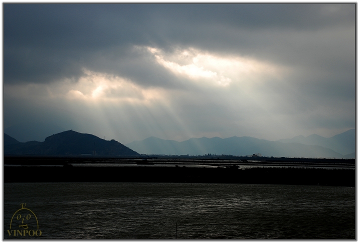 090130天光几缕.jpg