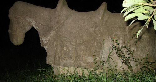 石刻魅影.jpg