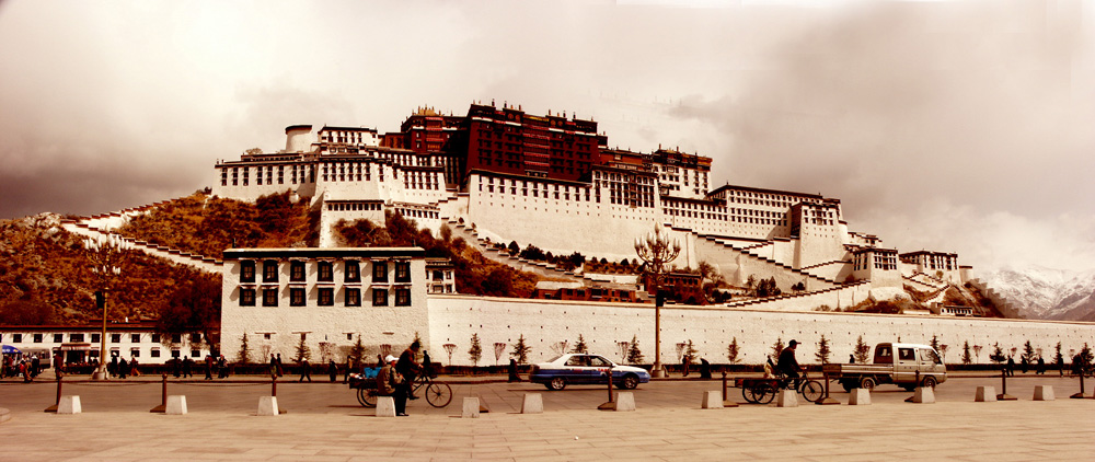 布达拉宫.jpg