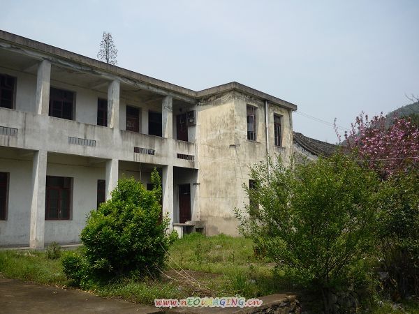 废弃的学校
