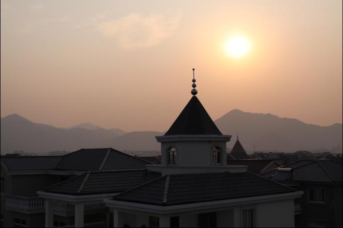 我家屋顶的夕阳2.jpg