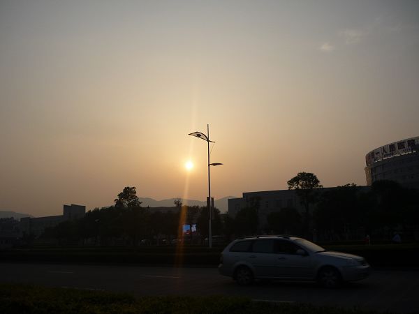 昨晚6.30的天色