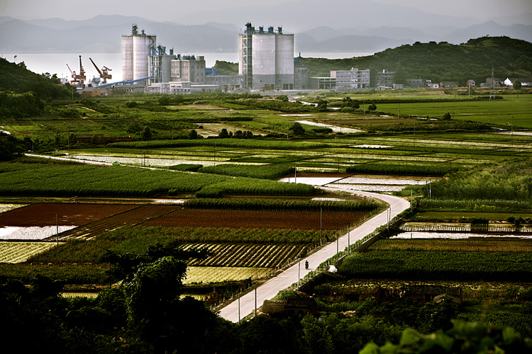 龙屿水泥厂.jpg