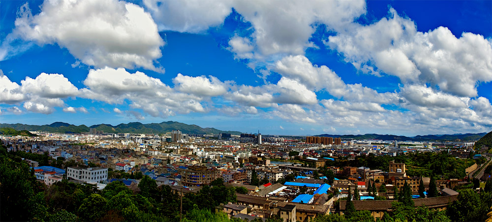 丹城全景.jpg