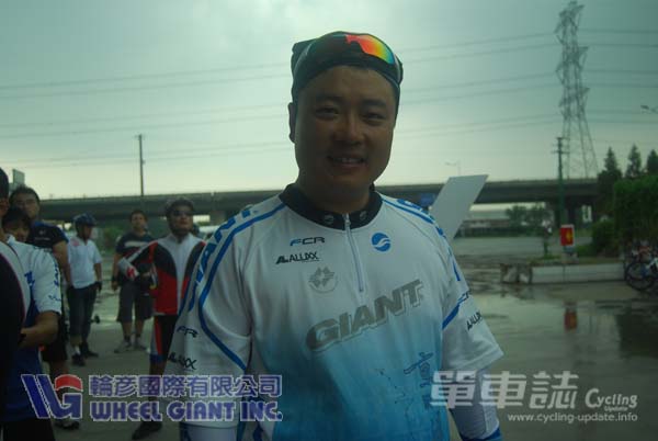 今天骑车英雄：昆山捷安特张彬