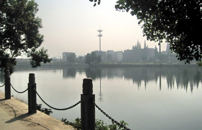 严州东湖