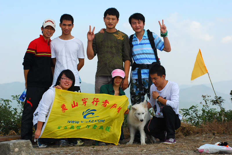 灵岩山合照.jpg
