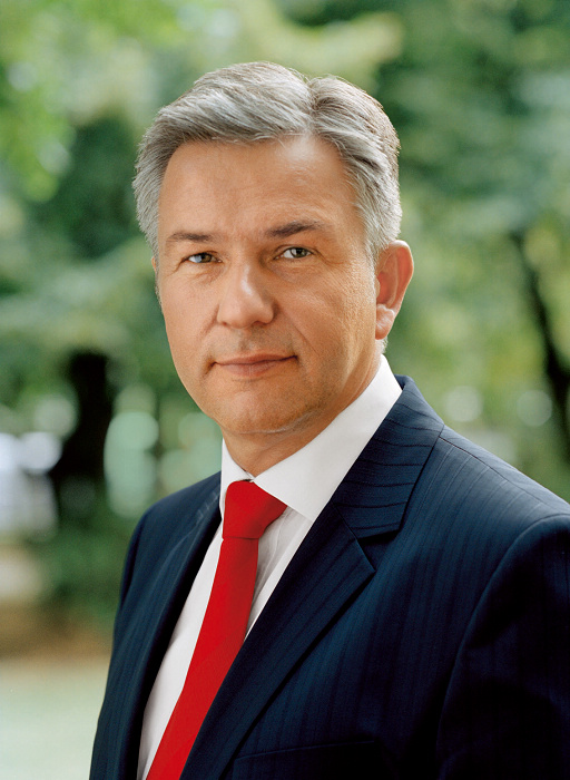Klaus Wowereit，55岁，柏林州（市州）州长.jpg