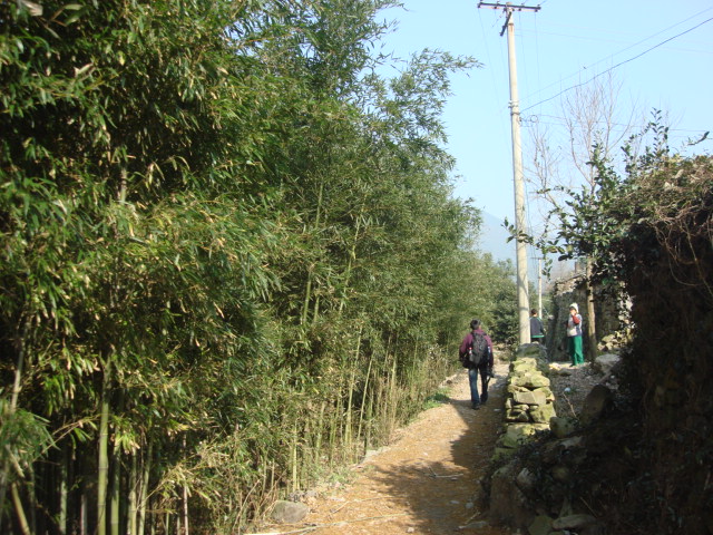 穿出第2座山