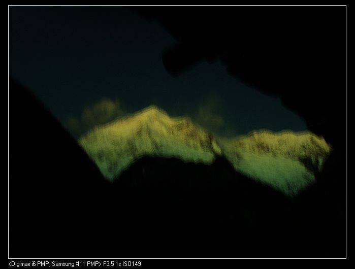 nEO_IMG_早上看日照金山.jpg