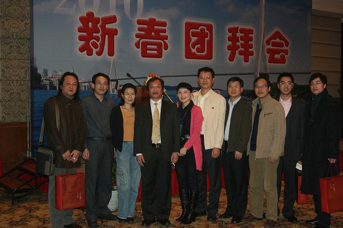 小范围合影响.jpg