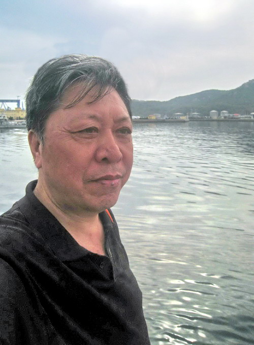自  拍