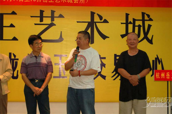 陆英剑1.jpg