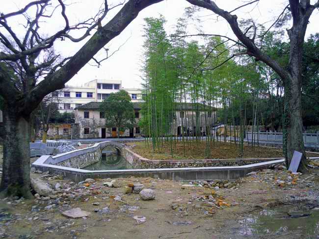 立三 月湖、藏书楼.jpg