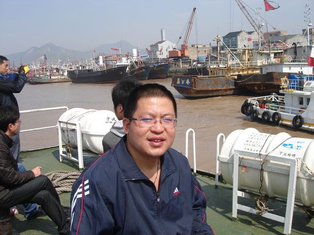 从鹤浦到石浦的渡船上休息百态