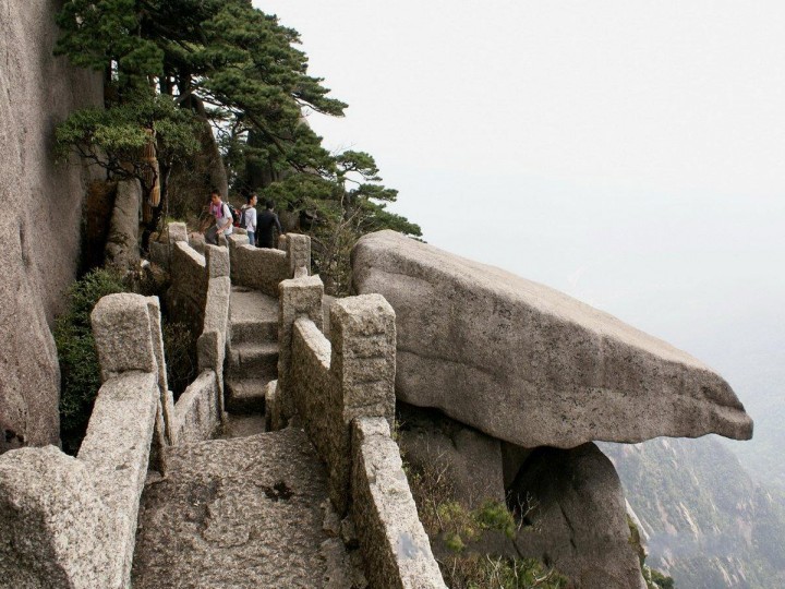 33天都峰山南风光.jpg