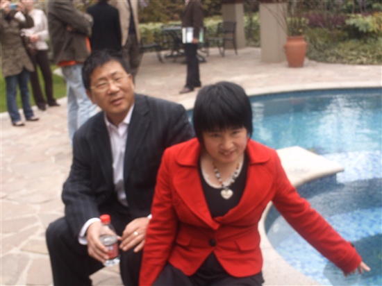 旁边的是我老公蒋金龙