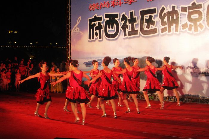 表演真好看