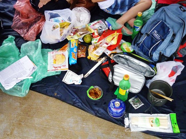 吃完午餐后剩下的fb场面