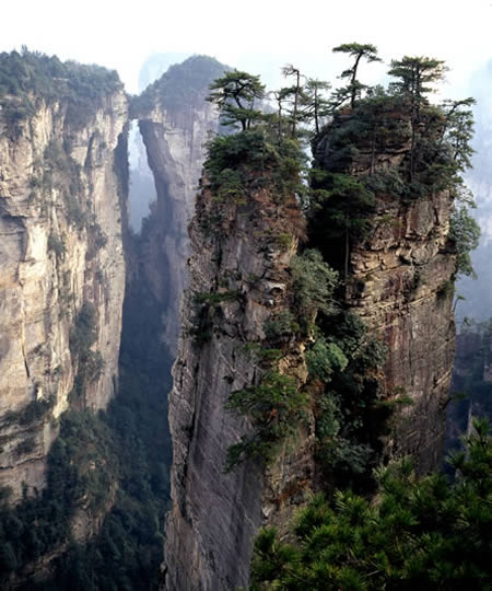 9五陵岩，湖南（中国）.jpg