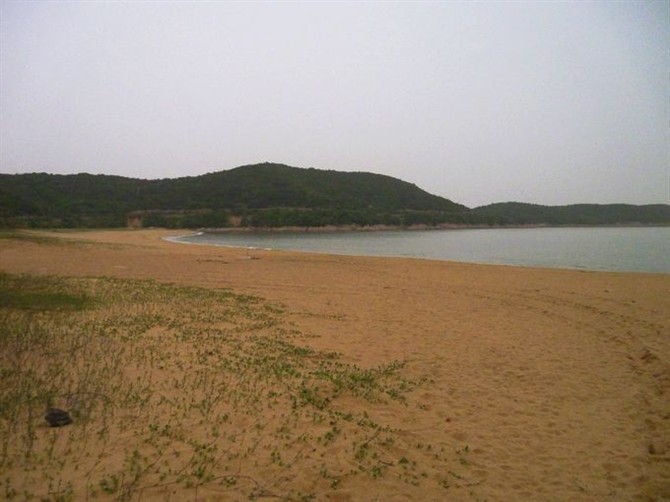 经大家清理后的白沙湾