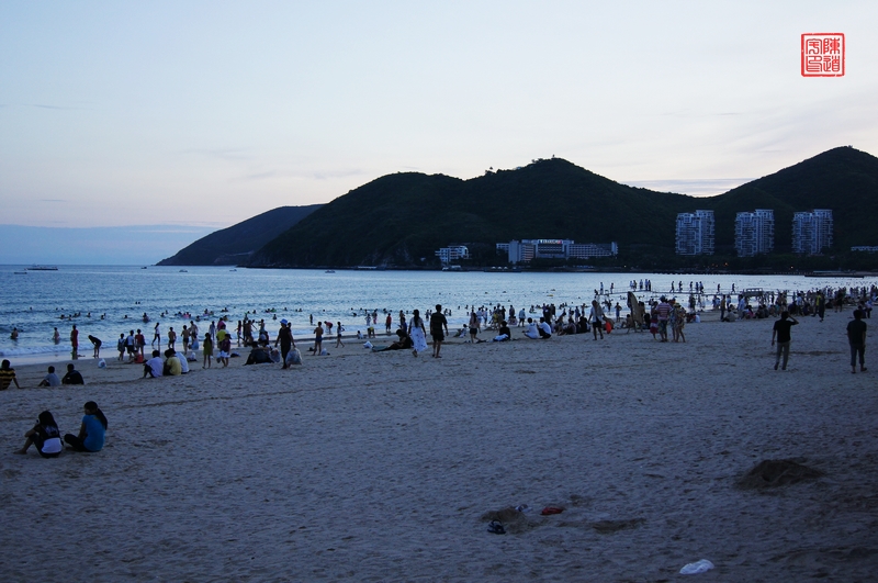 傍晚海滩.jpg