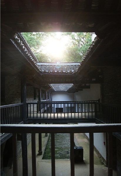 藏书路.jpg
