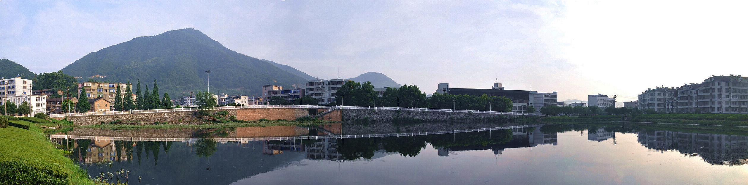 三张接片