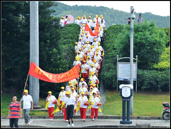 环湖游结束